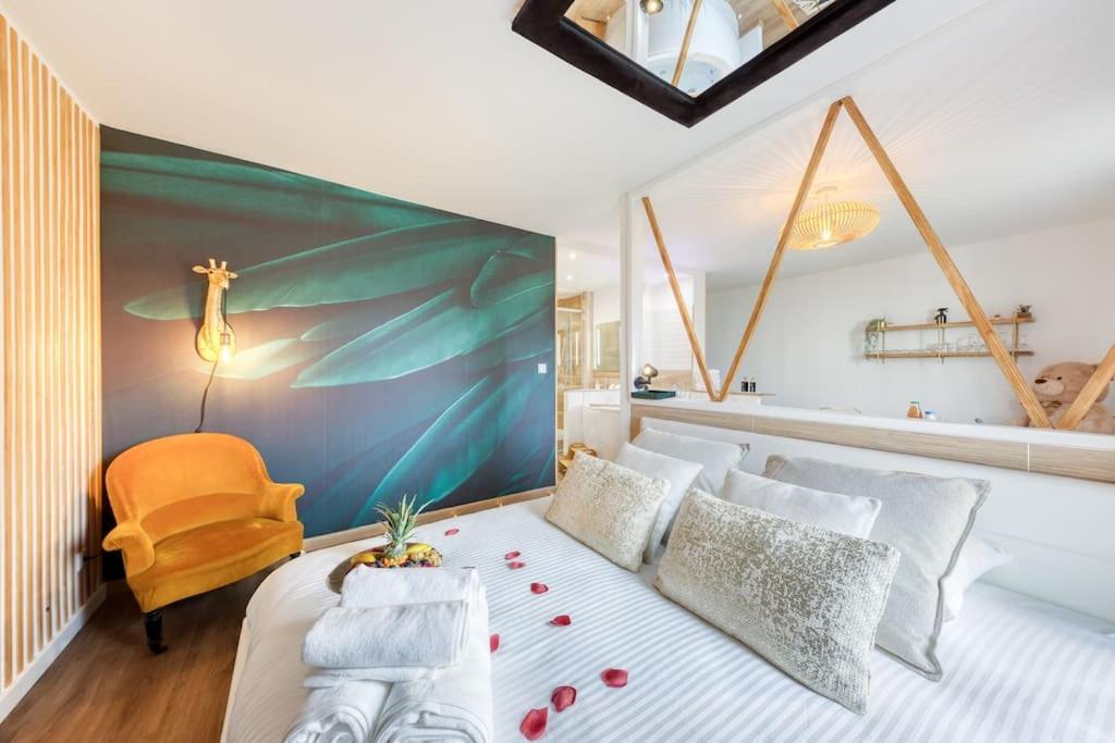 Suite Love Jacuzzi มองต์เตฮวา ภายนอก รูปภาพ